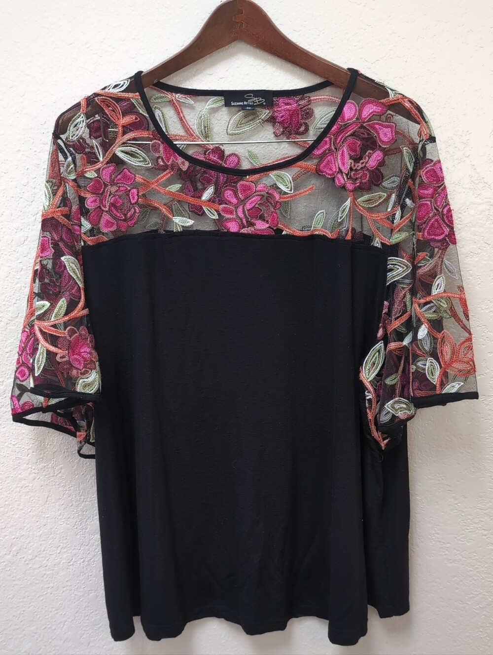 Suzanne Betro Black Top With Mesh Vibrant Pink And Green Embroidered Floral. 3XL